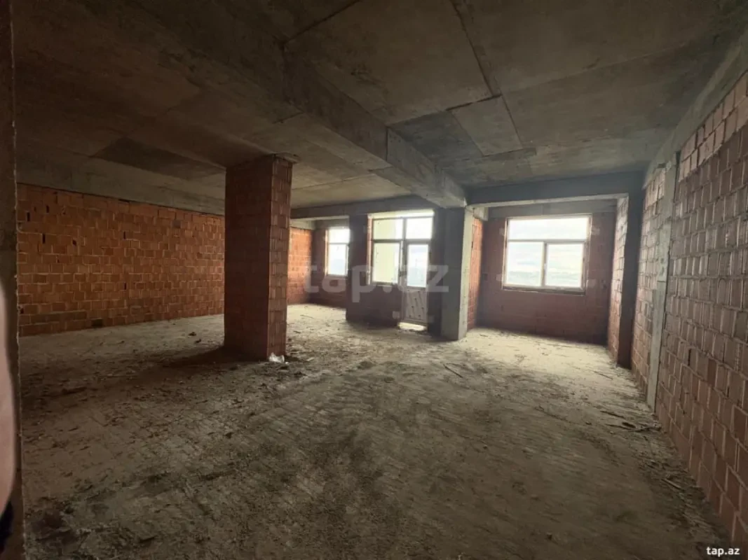 Satılır 2 otaqlı yeni tikili 78.5 m²