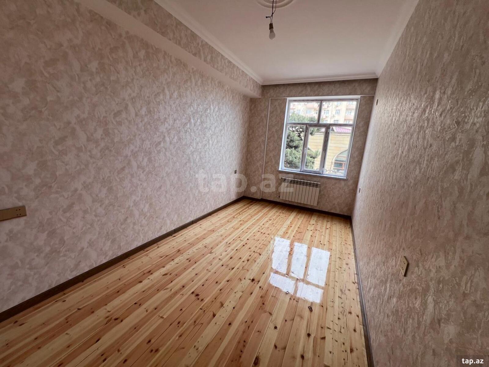 Satılır 3 otaqlı yeni tikili 102 m²