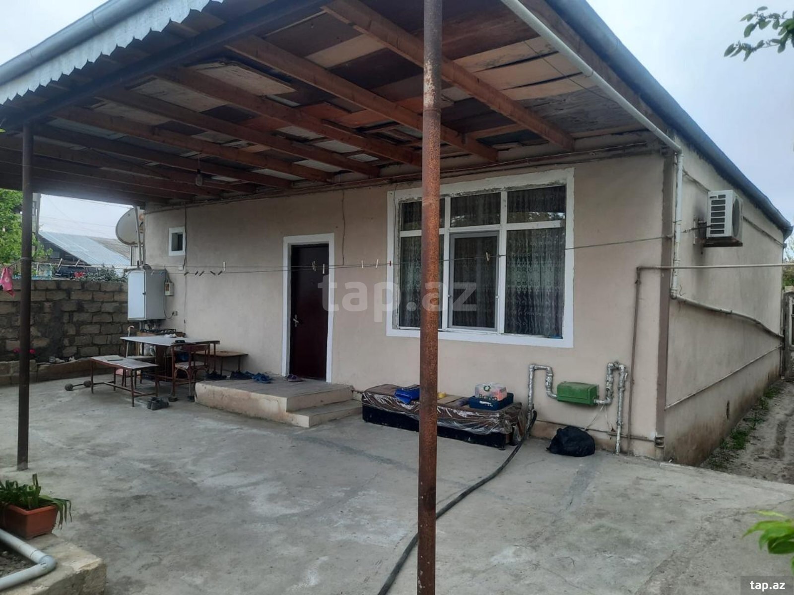 Satılır 3 otaqlı həyət evi 100 m²