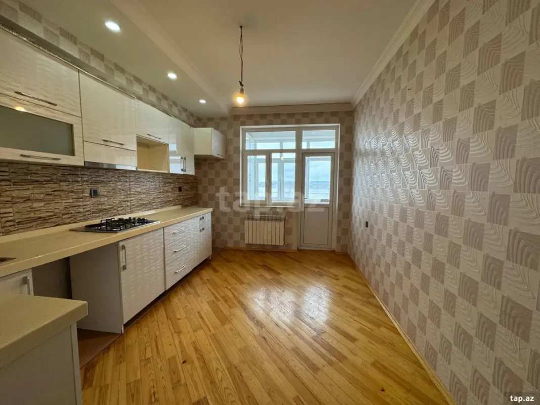 Satılır 3 otaqlı yeni tikili 76 m²