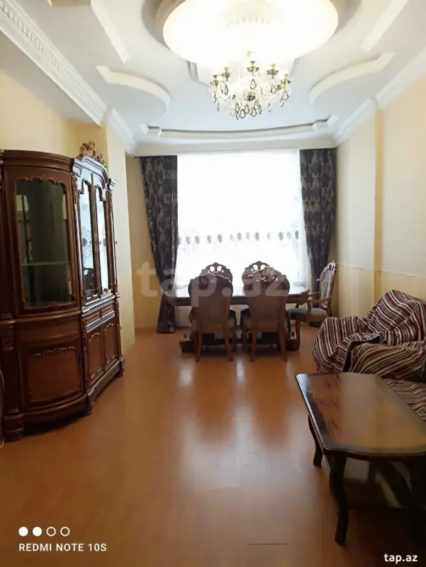 Kirayə verilir 3 otaqlı yeni tikili 130 m²