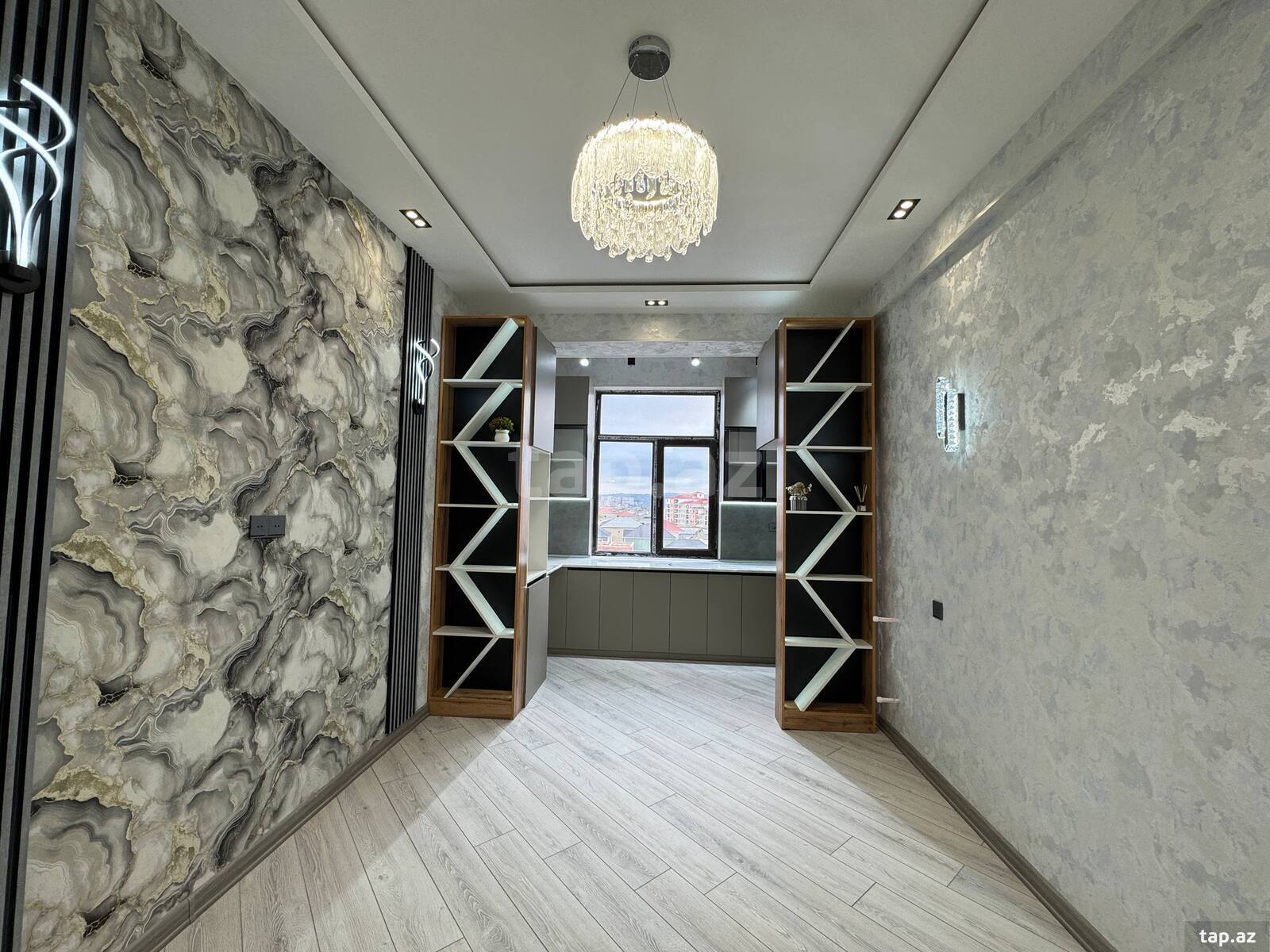 Satılır 3 otaqlı yeni tikili 65 m²