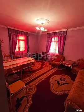 Satılır 4 otaqlı həyət evi 100 m² — Saatlı 4 otaq 100.00 m²