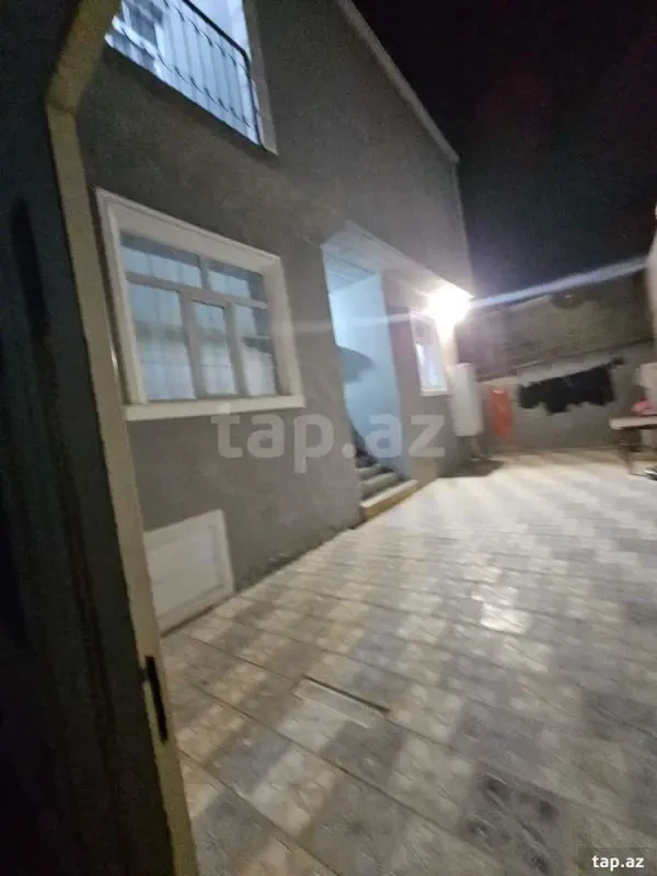 Satılır 4 otaqlı həyət evi 140 m²