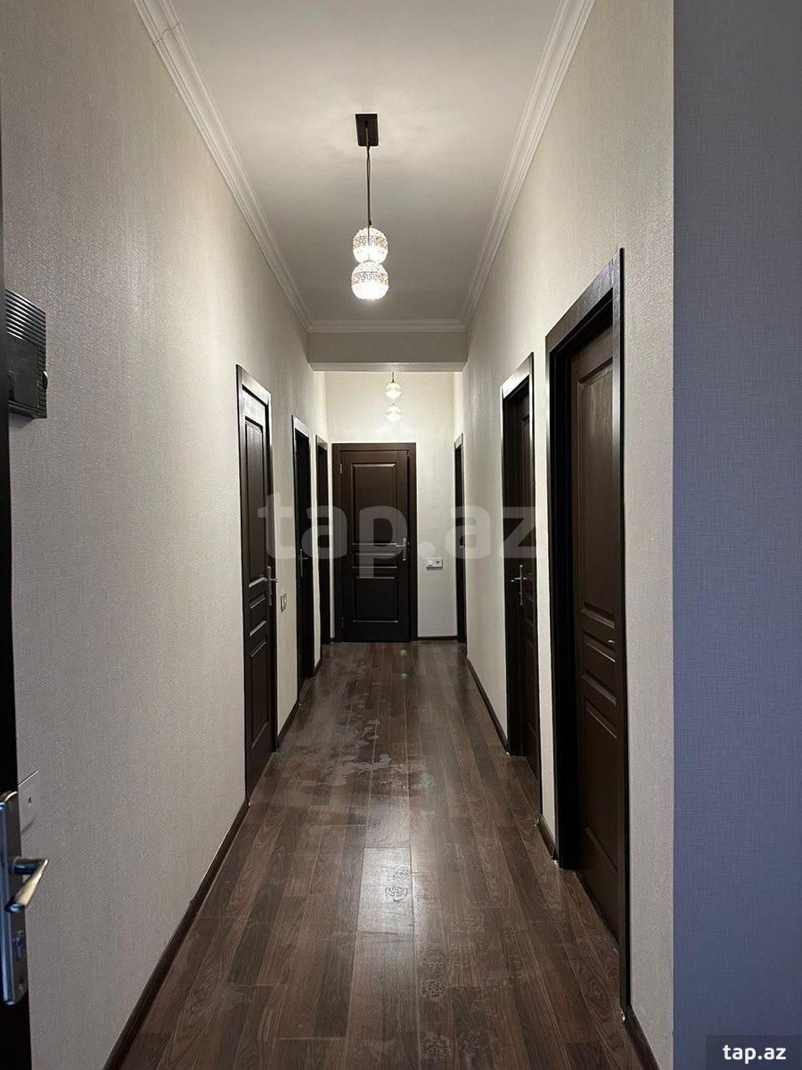 Kirayə verilir 4 otaqlı yeni tikili 100 m²
