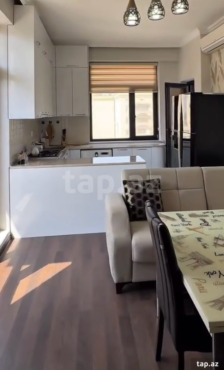 Kirayə verilir 2 otaqlı yeni tikili 70 m²