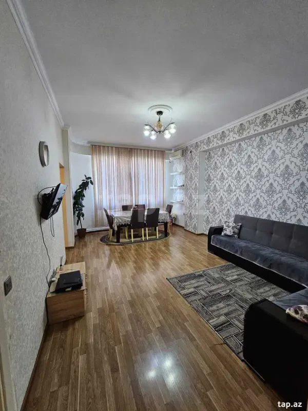 Satılır 2 otaqlı yeni tikili 60 m²