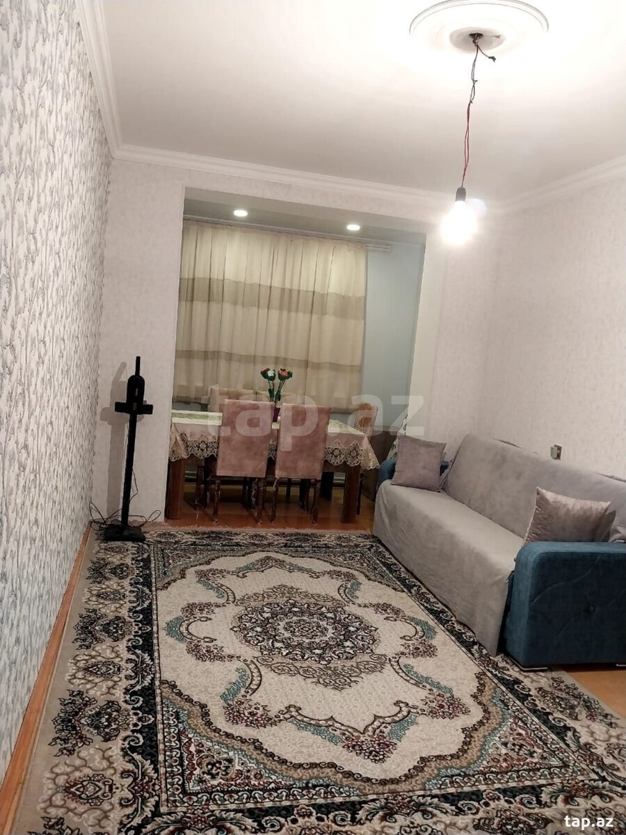 Satılır 1 otaqlı mənzil 42 m²