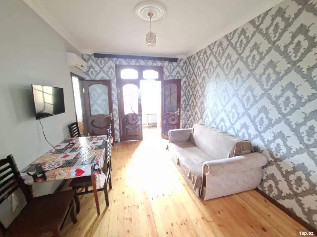 Kirayə verilir 3 otaqlı mənzil 50 m²