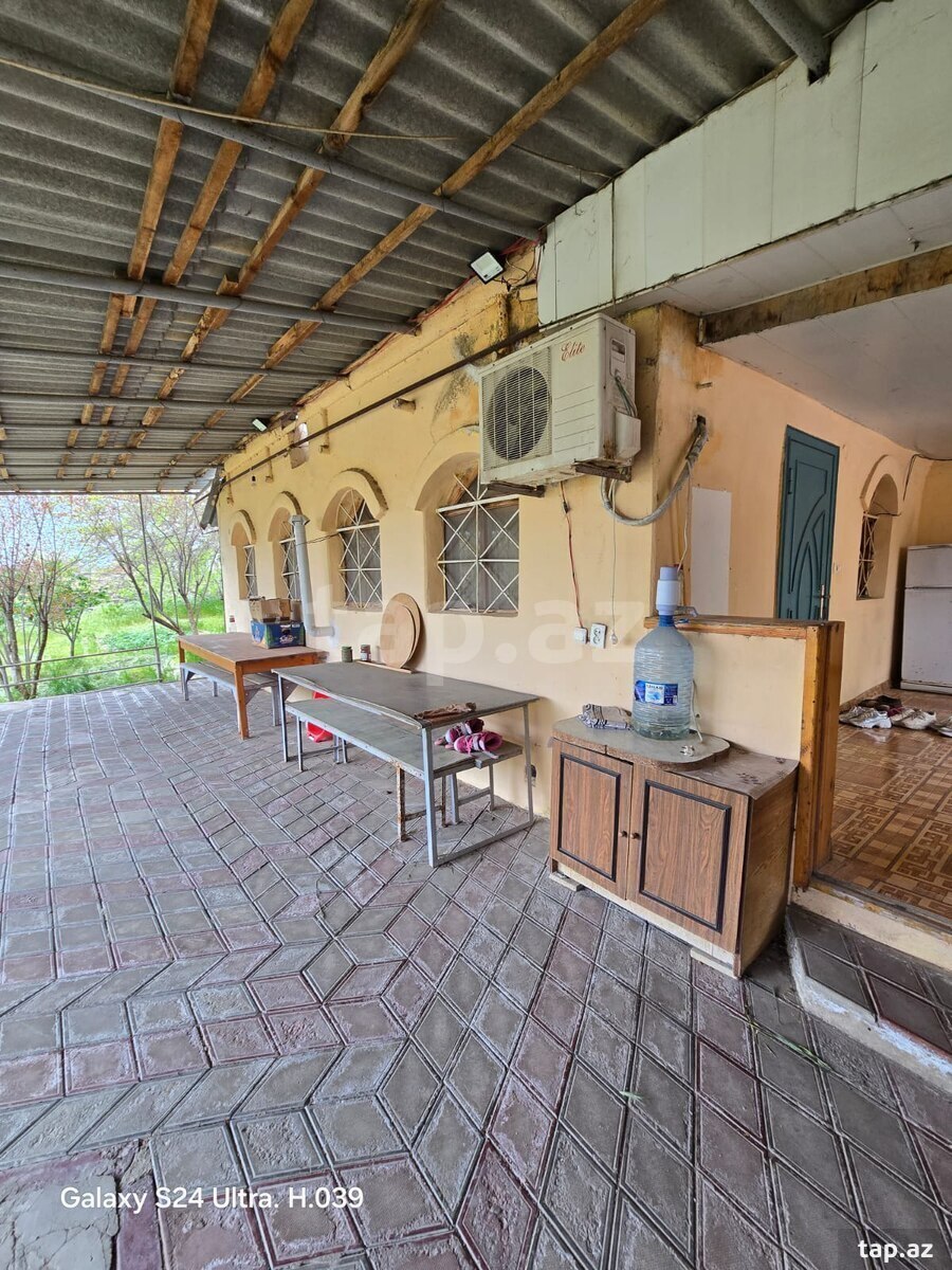 Satılır 3 otaqlı həyət evi 100 m²
