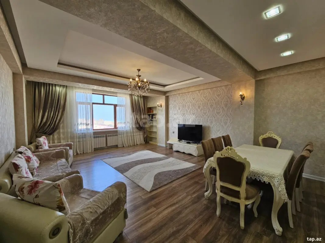 Satılır 3 otaqlı yeni tikili 134 m²