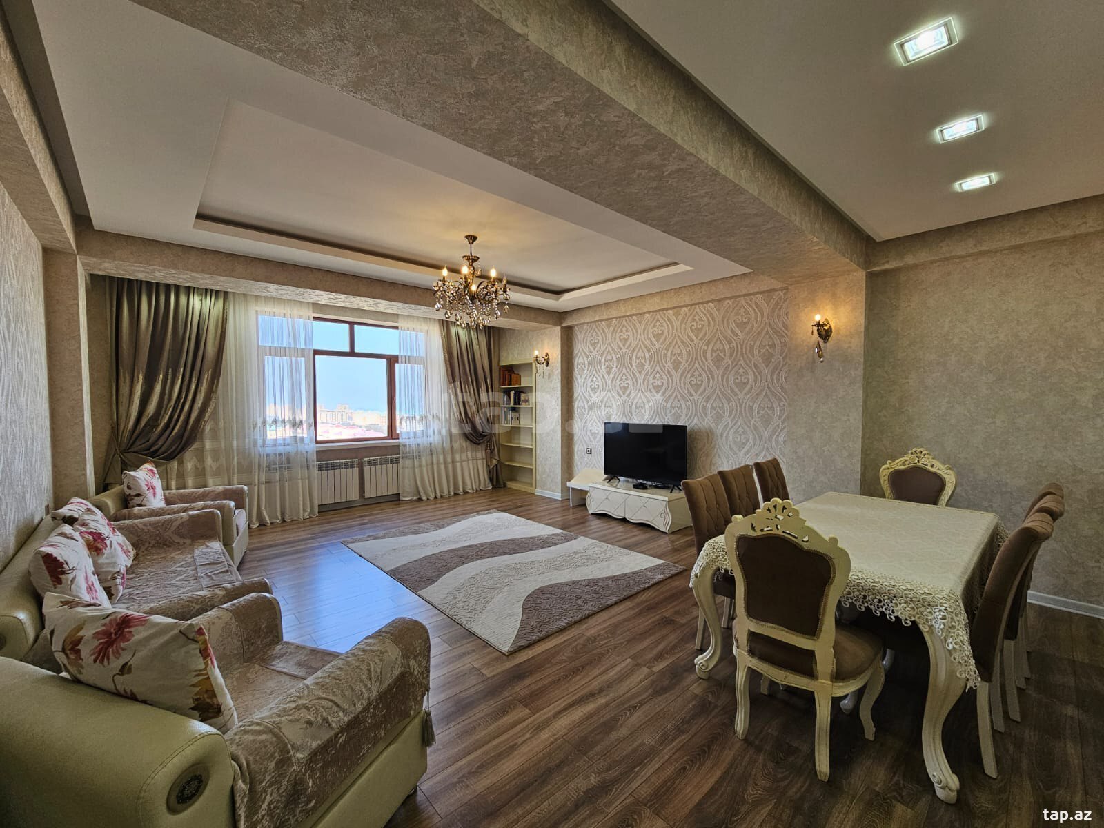 Satılır 3 otaqlı yeni tikili 134 m²