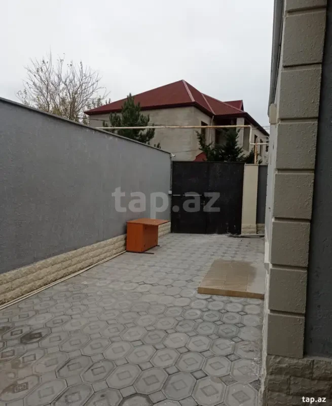 Satılır 4 otaqlı həyət evi 100 m²