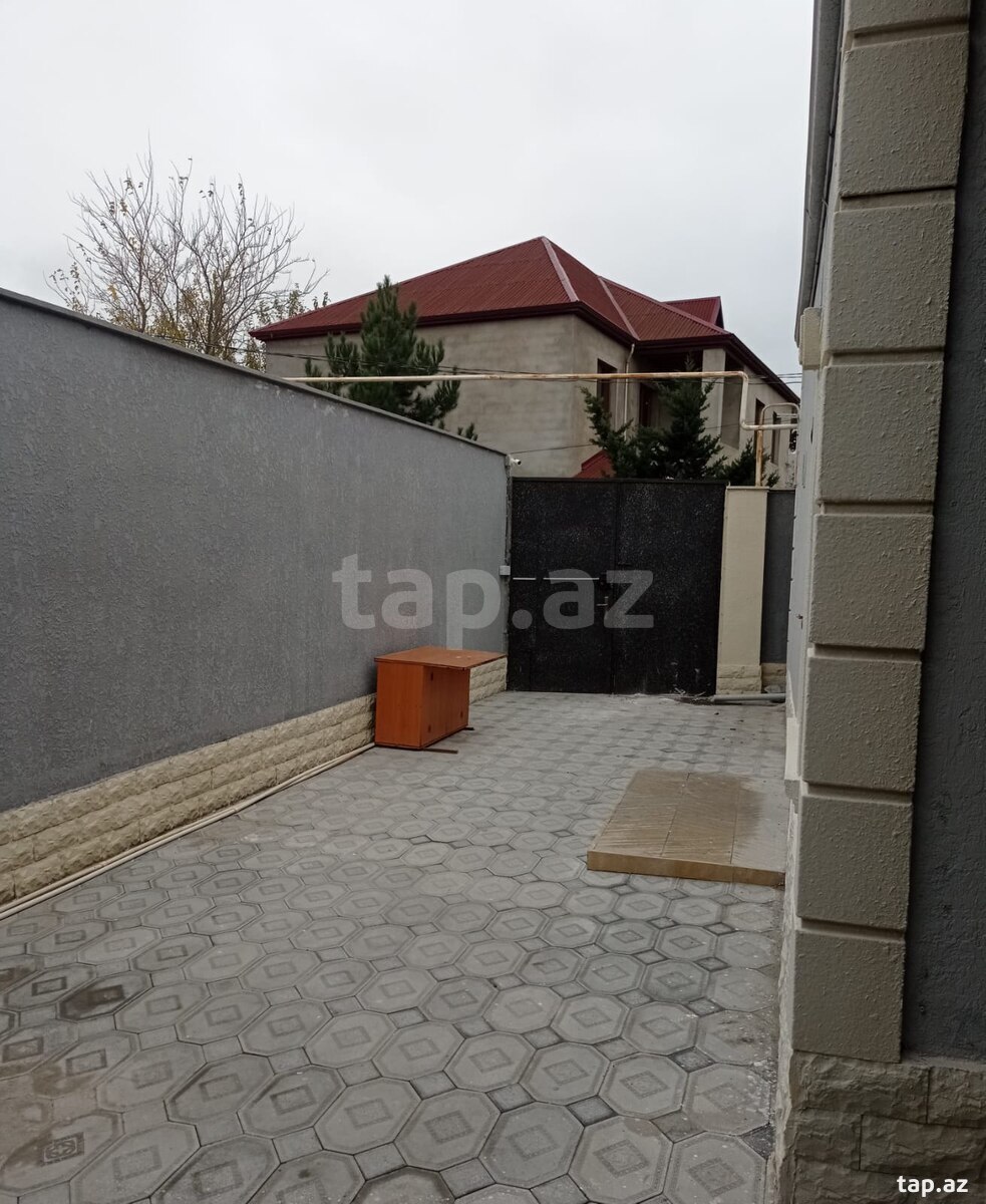 Satılır 4 otaqlı həyət evi 100 m²
