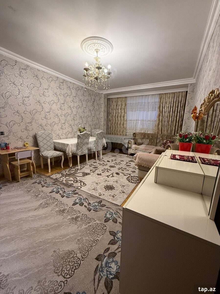 Satılır 4 otaqlı mənzil 95 m²
