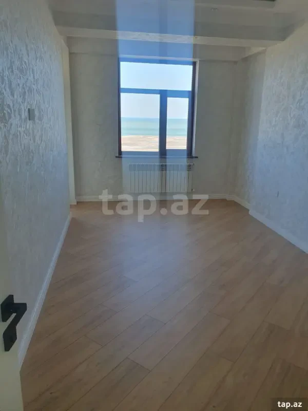 Satılır 2 otaqlı yeni tikili 72 m²