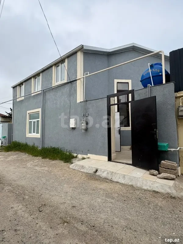 Satılır 3 otaqlı həyət evi 100 m²
