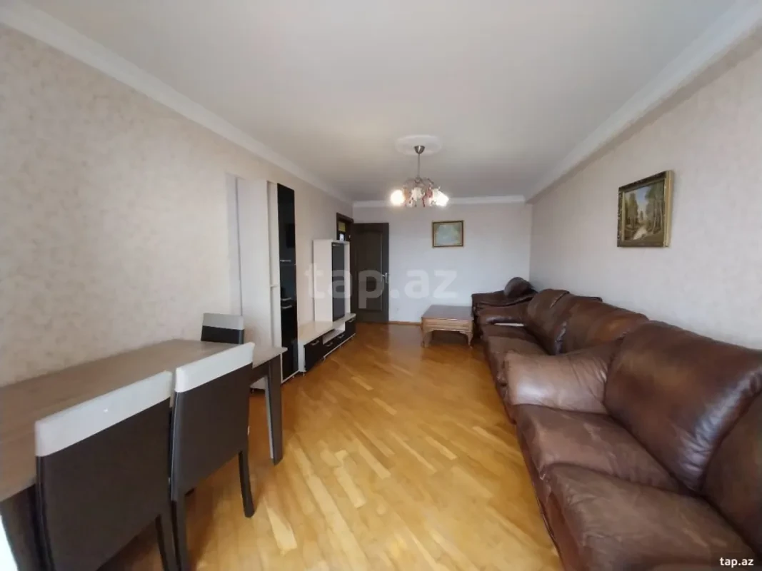 Kirayə verilir 4 otaqlı mənzil 125 m²