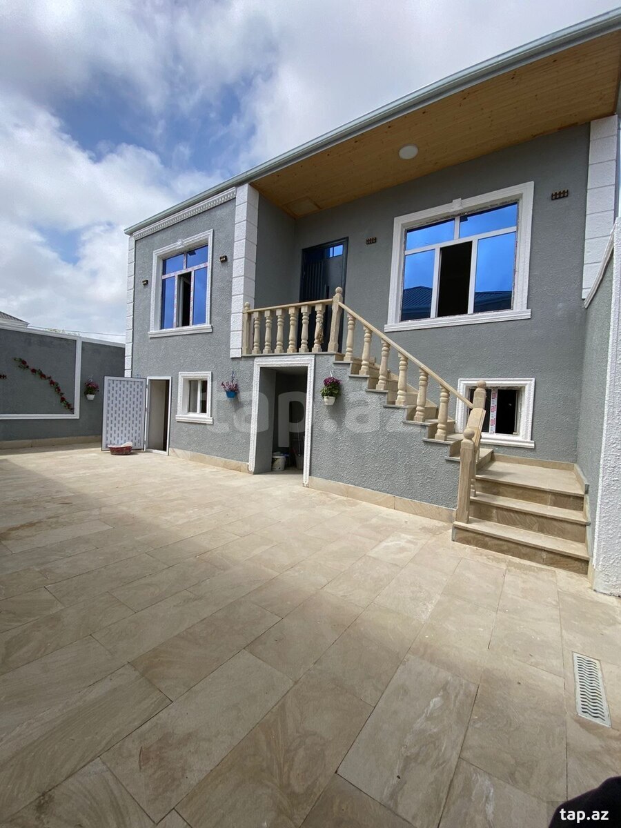 Satılır 5 otaqlı həyət evi 100 m²