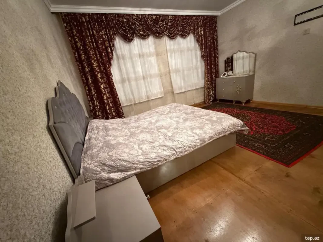 Kirayə verilir 5 otaqlı həyət evi 200 m²