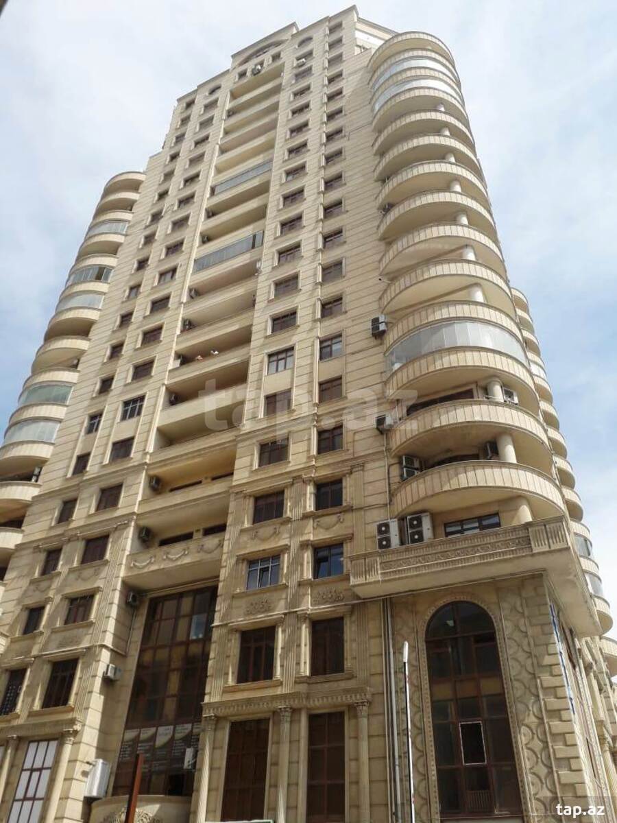 Satılır 4 otaqlı yeni tikili 172 m²