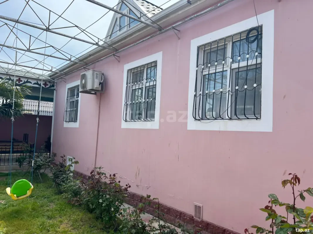 Satılır 3 otaqlı həyət evi 120 m²