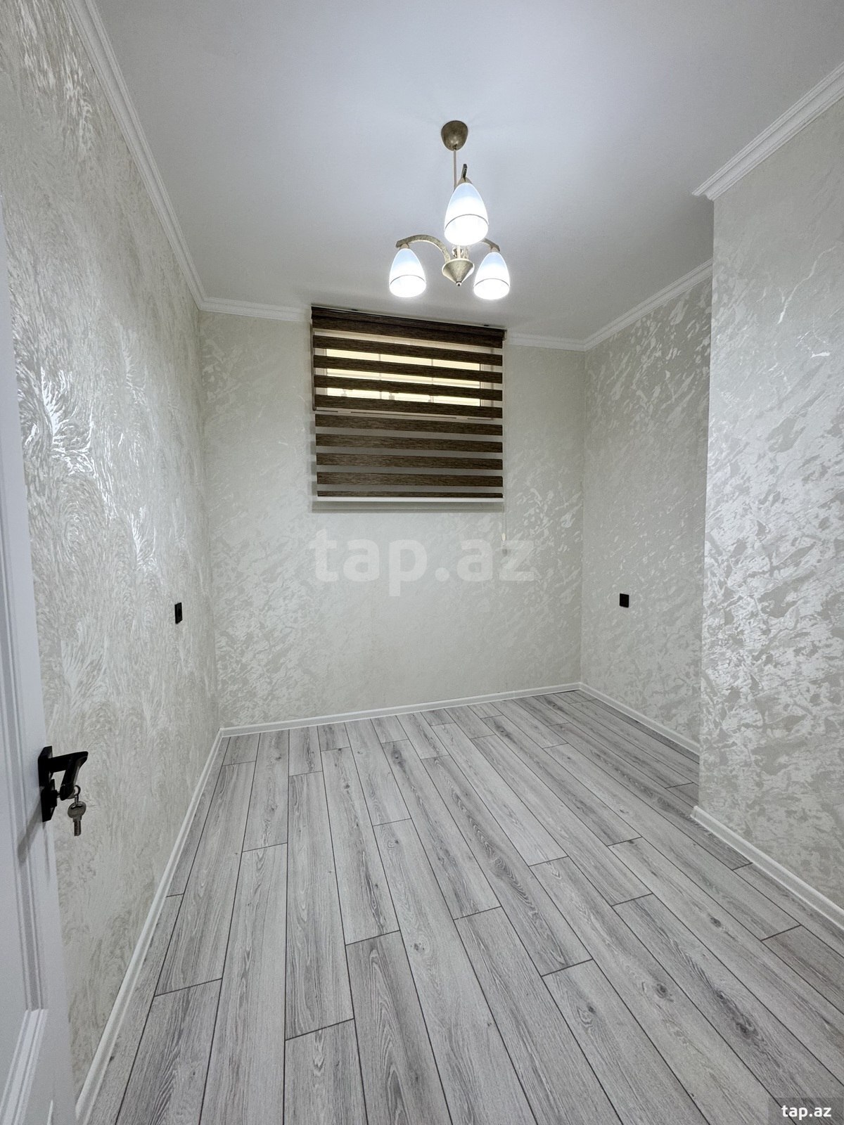 Satılır 3 otaqlı yeni tikili 86 m²