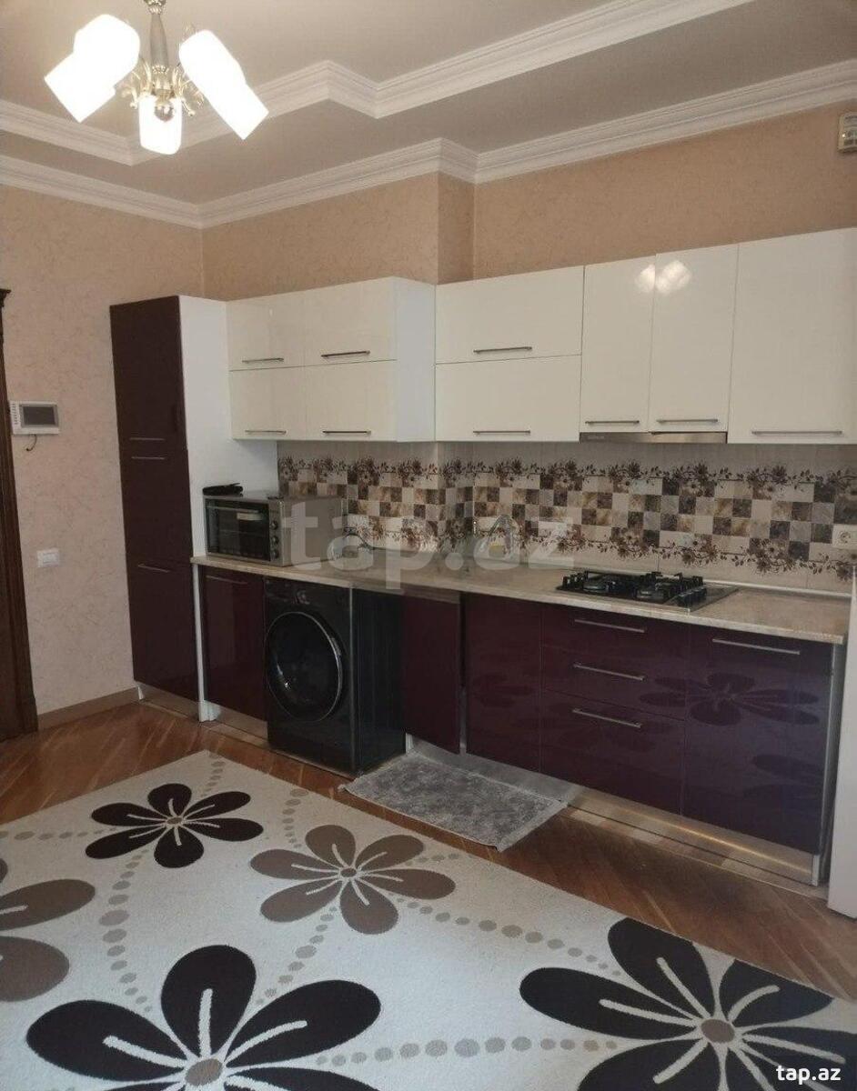 Satılır 4 otaqlı yeni tikili 140 m²