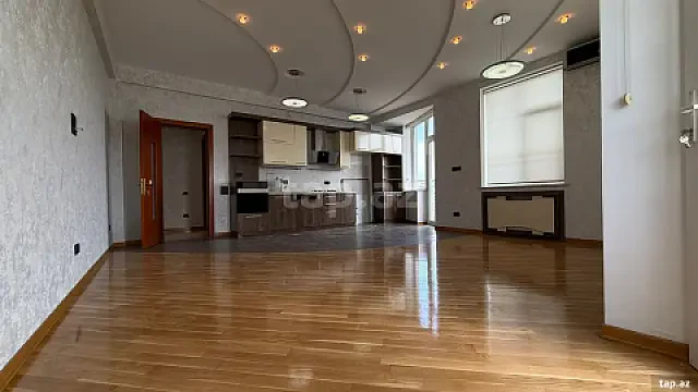 Satılır 3 otaqlı yeni tikili 120 m² — Bakı 3 otaq 120.00 m²