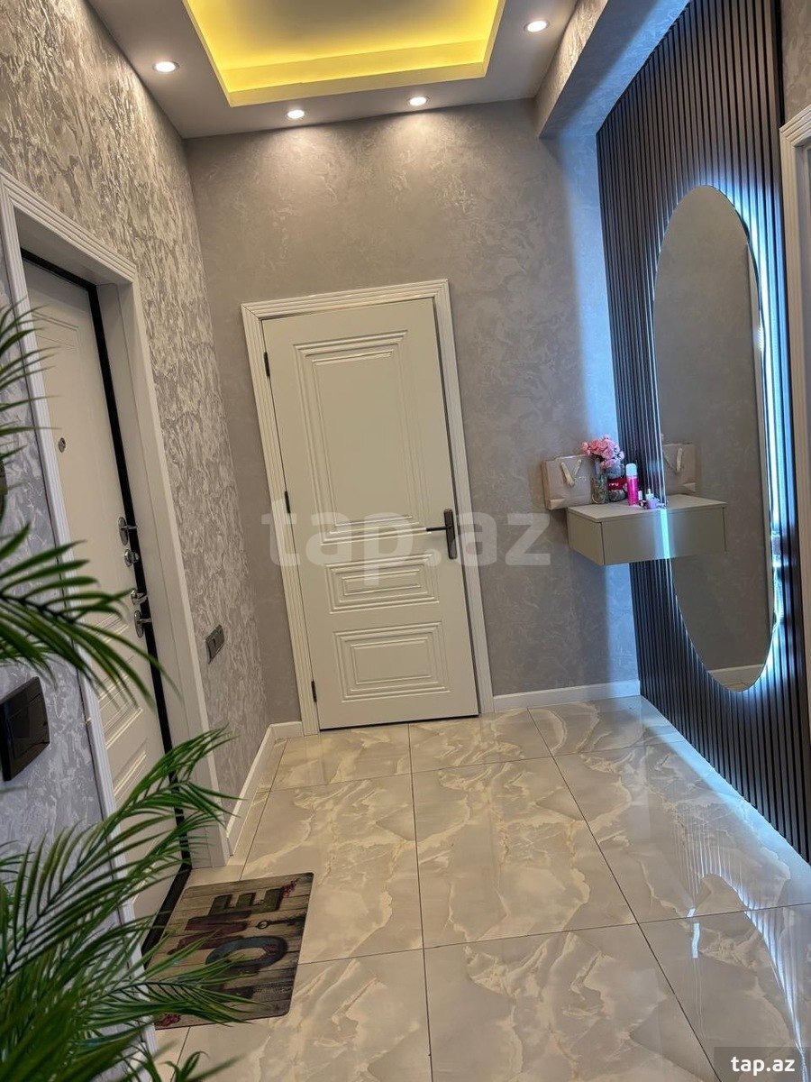 Satılır 4 otaqlı yeni tikili 72 m²