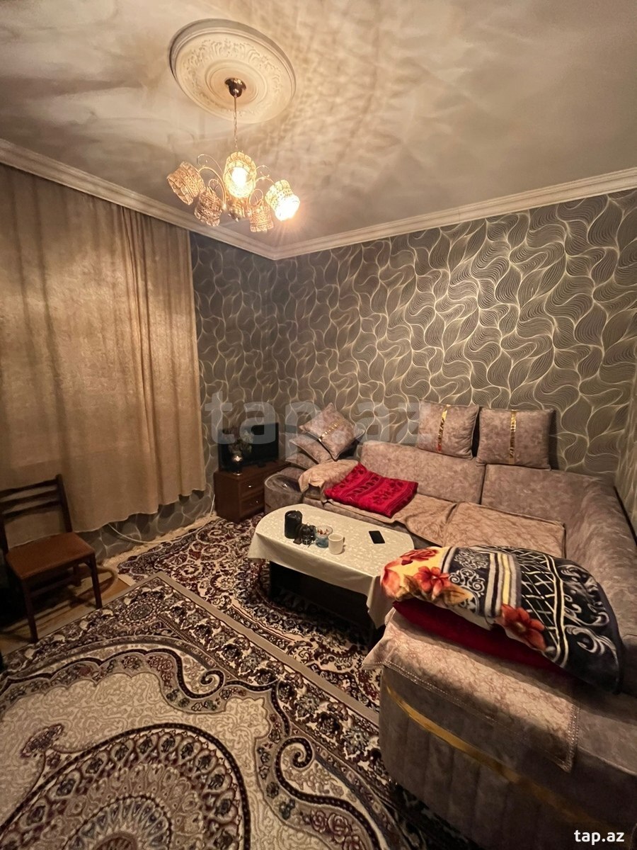 Satılır 3 otaqlı həyət evi 80 m²