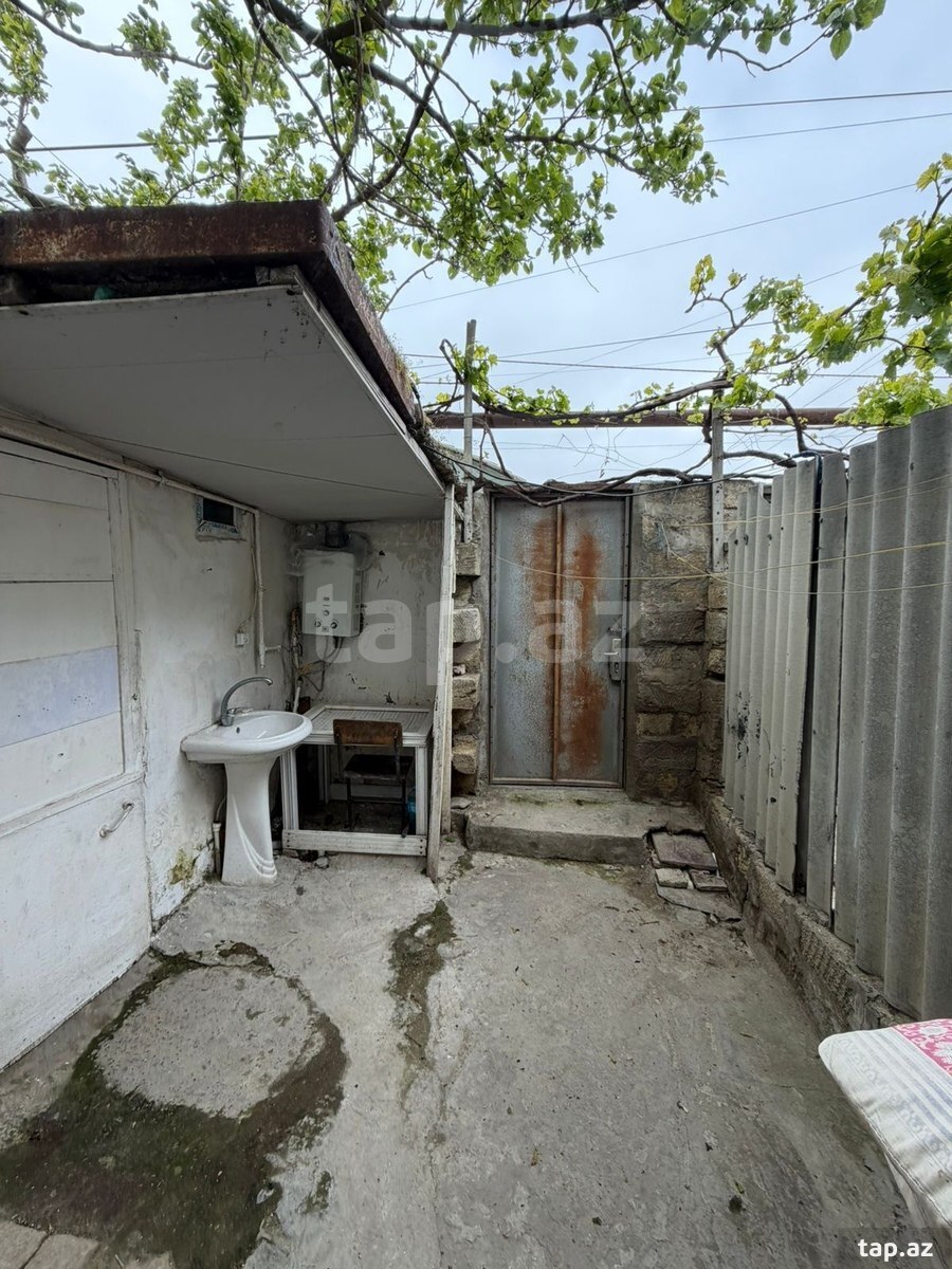 Kirayə verilir 1 otaqlı həyət evi 30 m²