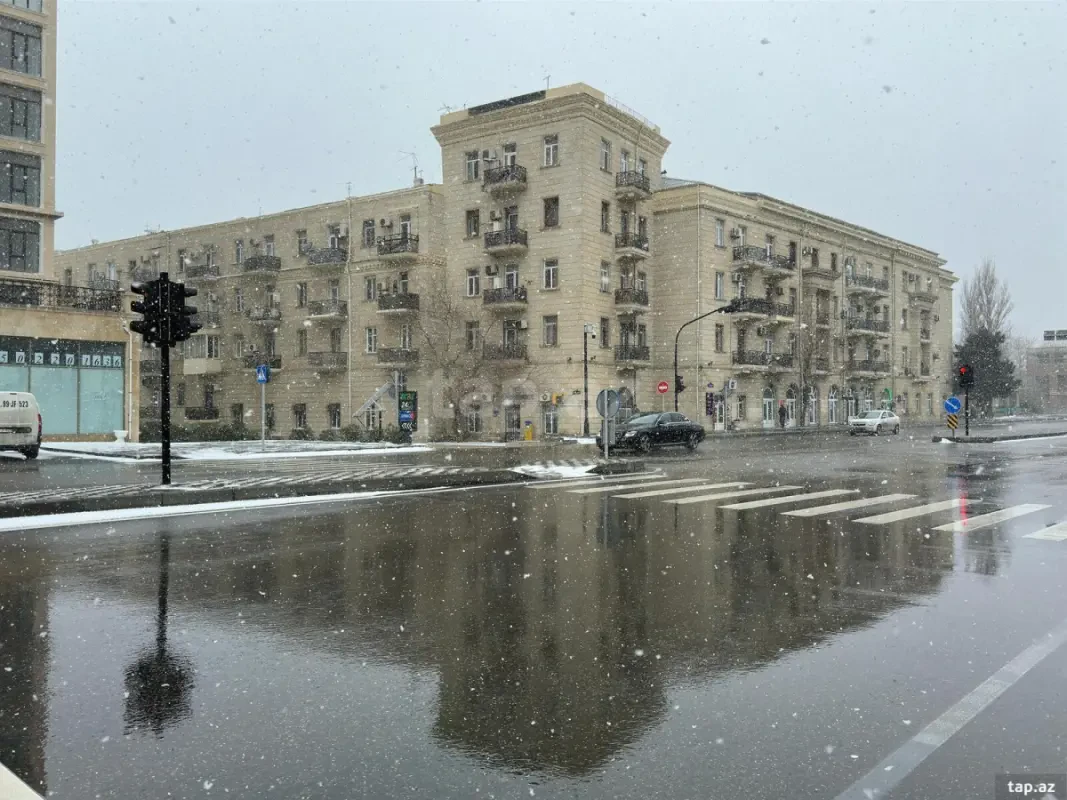 Satılır 2 otaqlı mənzil 90 m²