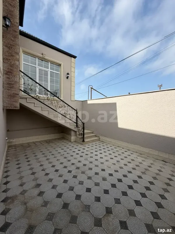 Satılır 4 otaqlı həyət evi 120 m²