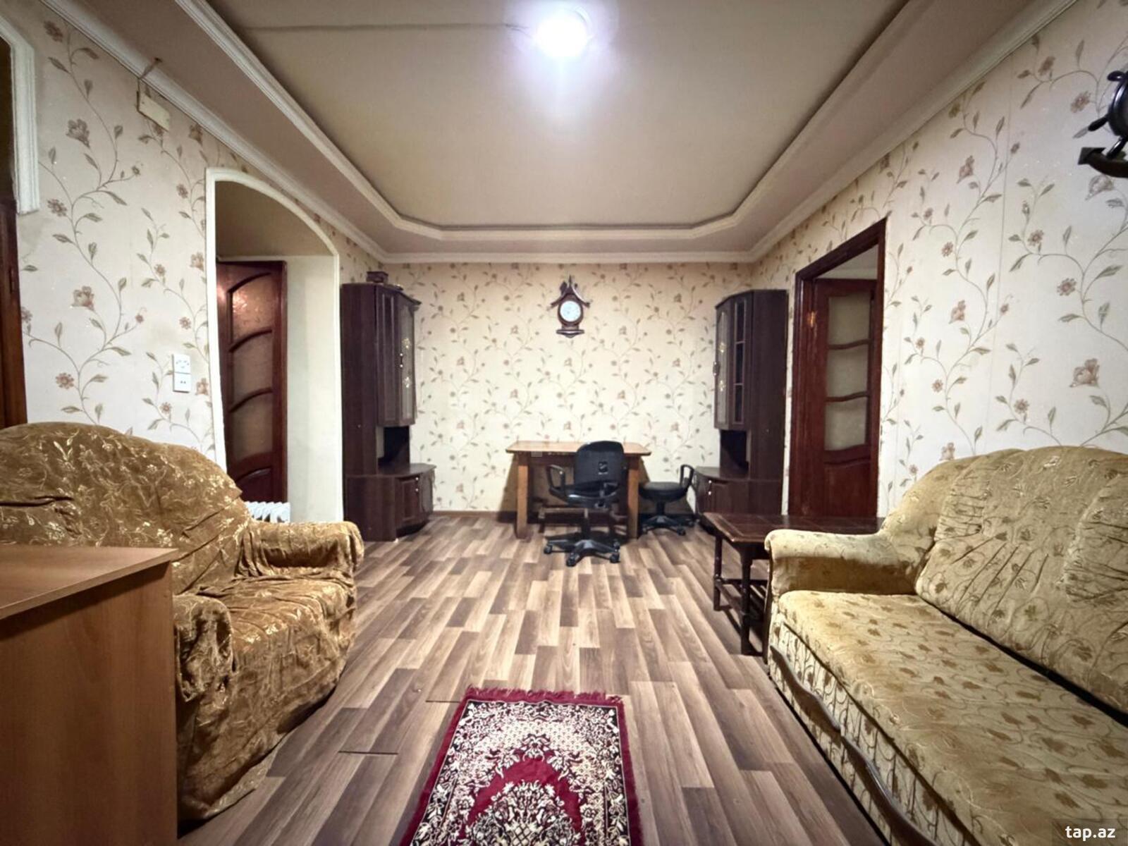 Kirayə verilir 2 otaqlı mənzil 65 m²