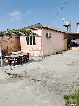 Satılır 6 otaqlı həyət evi 200 m² — Bakı 6 otaq 200.00 m²