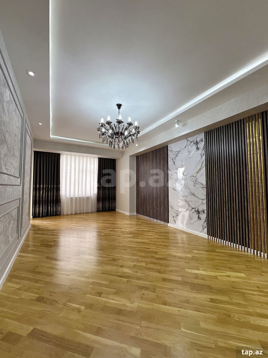 Satılır 4 otaqlı yeni tikili 155 m²