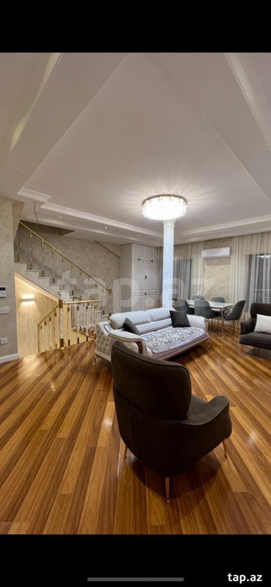 Satılır 8 otaqlı yeni tikili 250 m²
