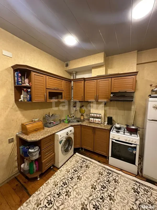 Satılır 1 otaqlı mənzil 40 m²
