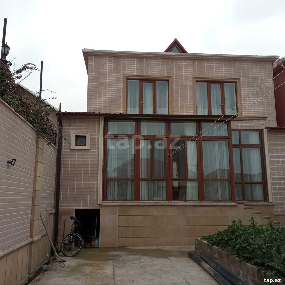 Satılır 5 otaqlı həyət evi 150 m²