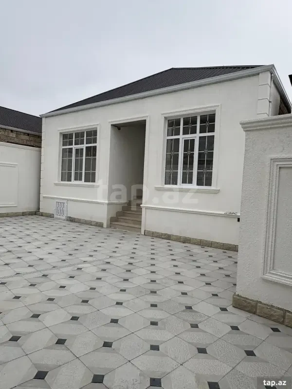 Satılır 4 otaqlı həyət evi 100 m²