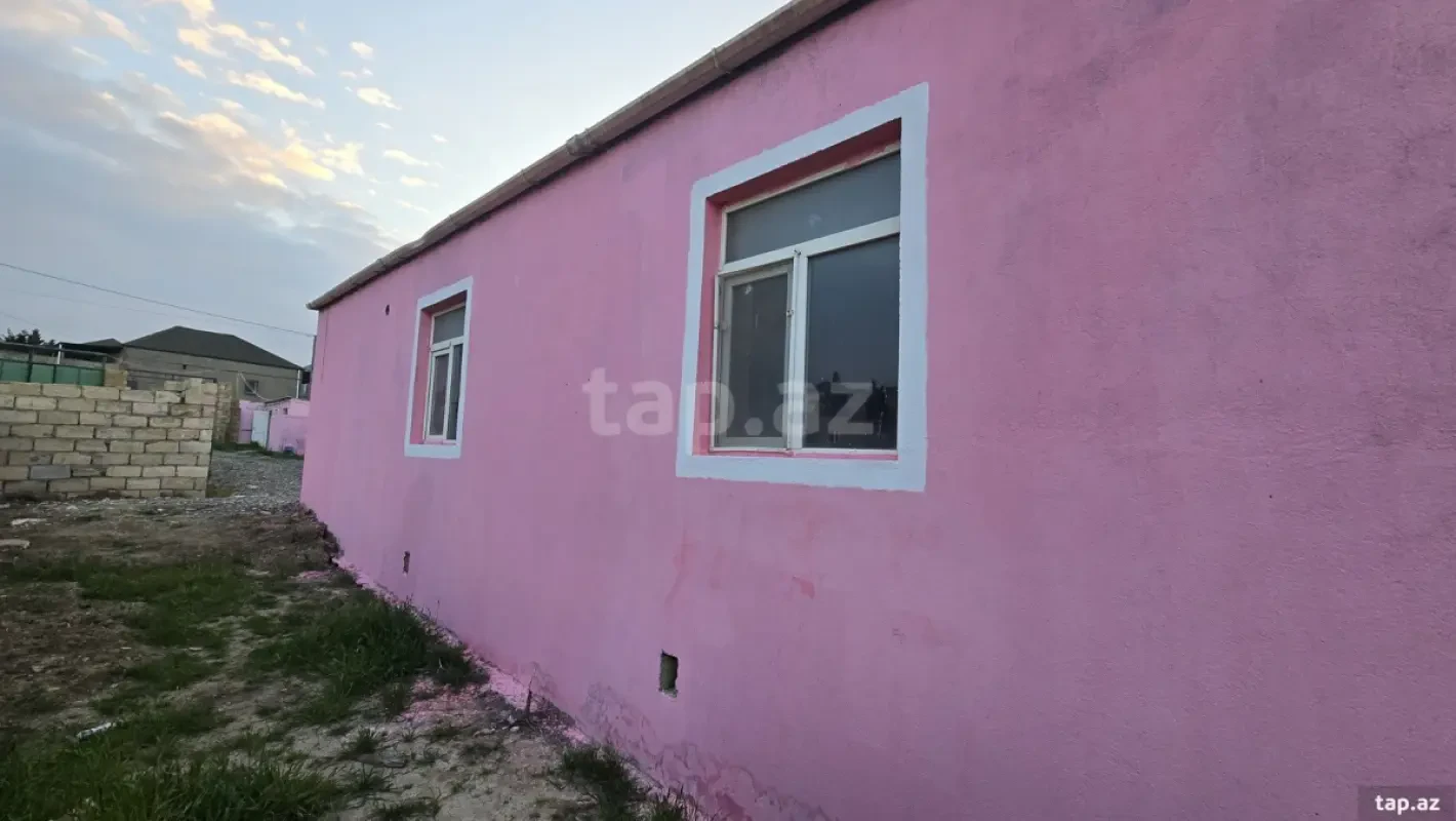 Satılır 2 otaqlı həyət evi 55 m²
