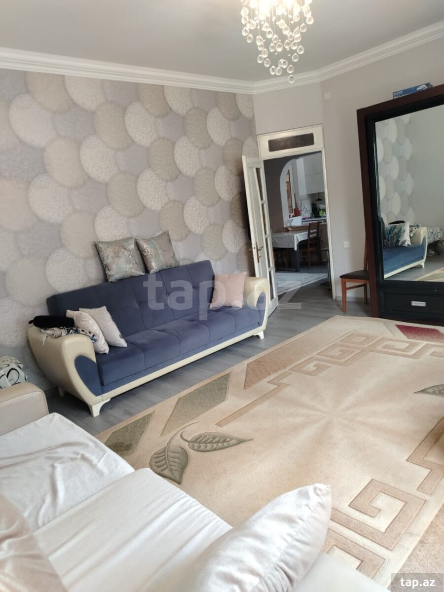 Satılır 5 otaqlı həyət evi 100 m²