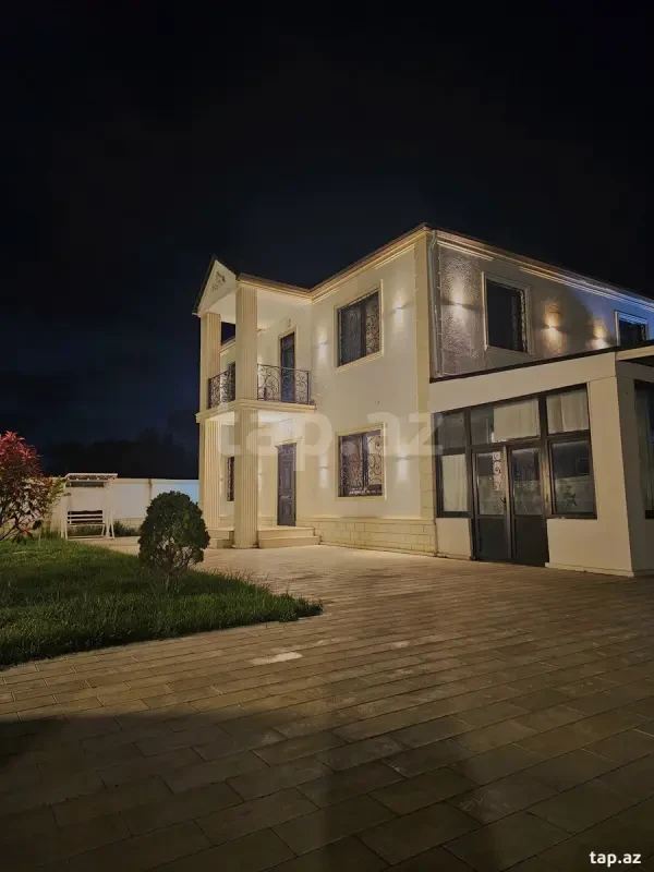 Satılır 6 otaqlı həyət evi 200 m²