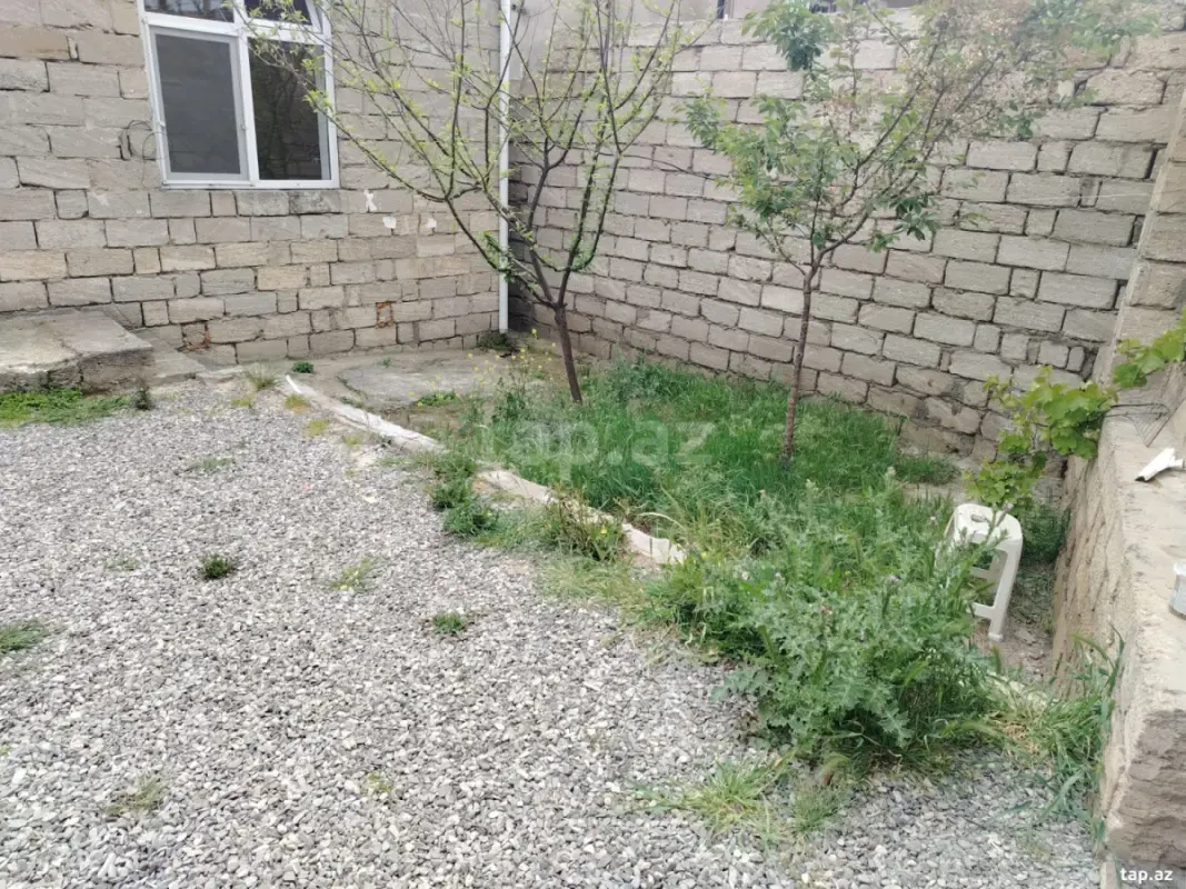 Satılır 3 otaqlı həyət evi 150 m²