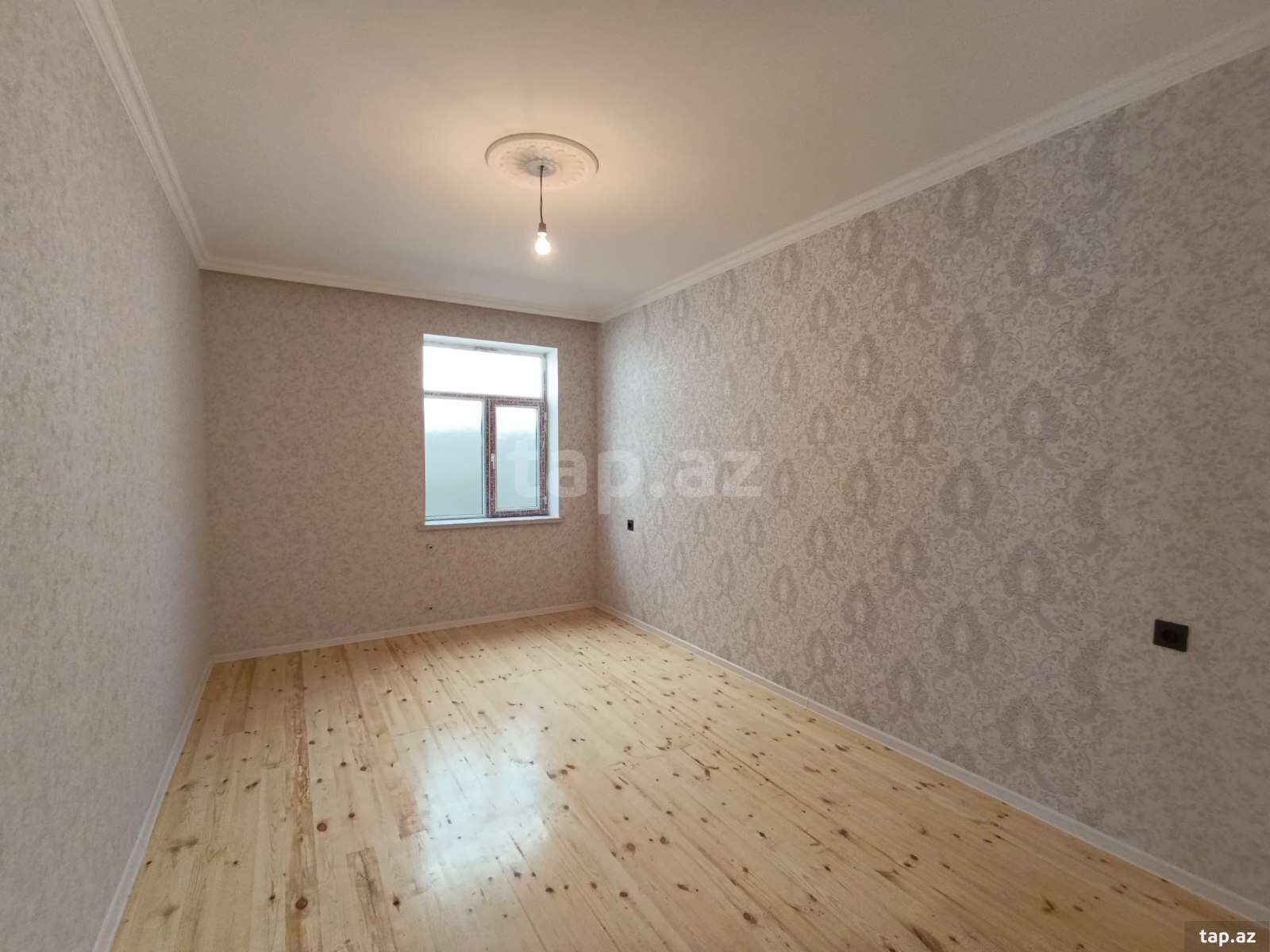 Satılır 2 otaqlı həyət evi 65 m²