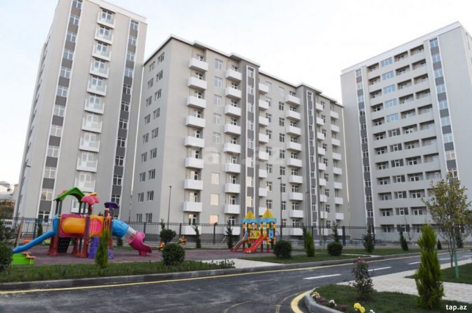 Satılır 2 otaqlı yeni tikili 45 m²
