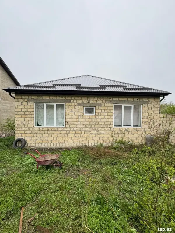 Satılır 2 otaqlı həyət evi 100 m²