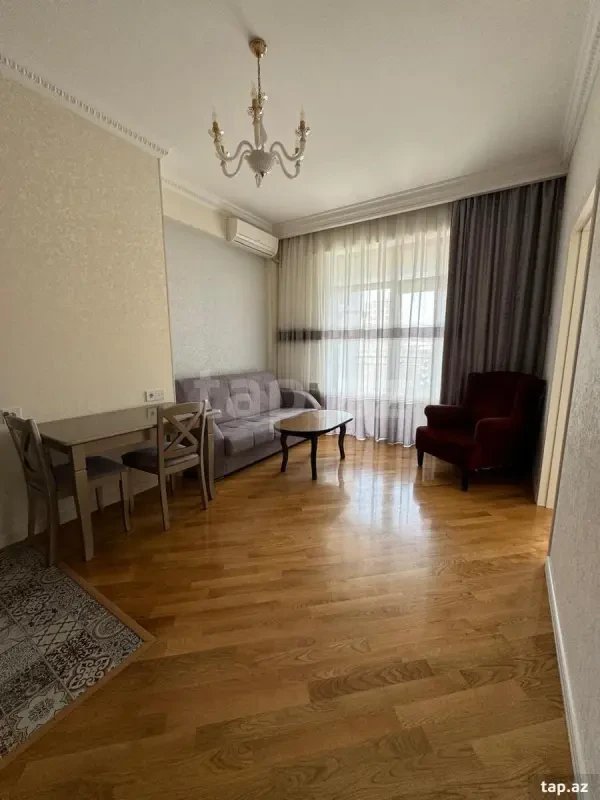 Kirayə verilir 2 otaqlı yeni tikili 58 m²