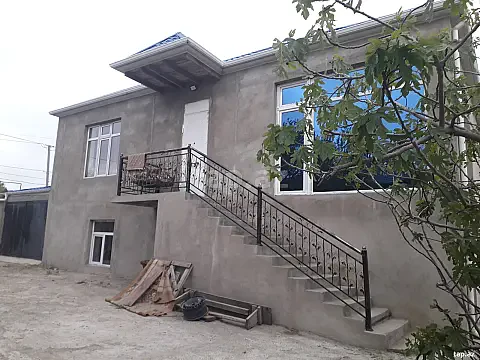 Satılır 7 otaqlı həyət evi 100 m² — Bakı, Novxanı 7 otaq 100.00 m²